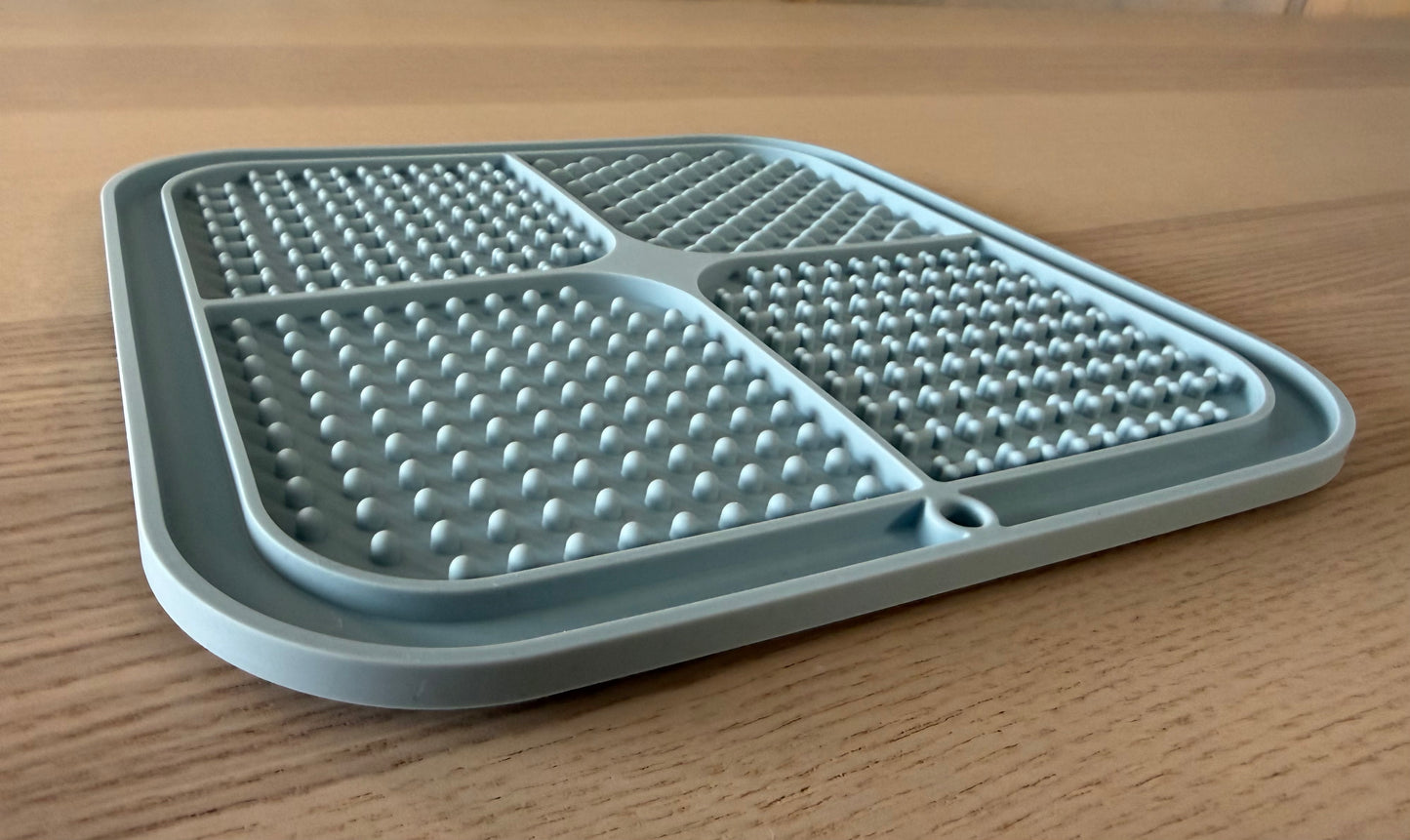 KAHU Calming Lick Mat - Coastal Blue